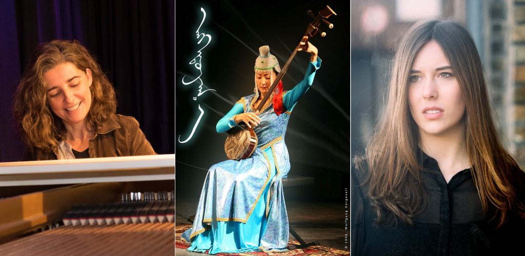 Anja Sachs am Flügel, Enkthuya Jambaldorj in mongolischer Tracht und mit Shudruga, Lea Willms